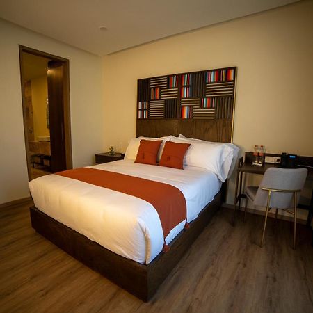 Hotel Dex Tlaquepaque Екстер'єр фото